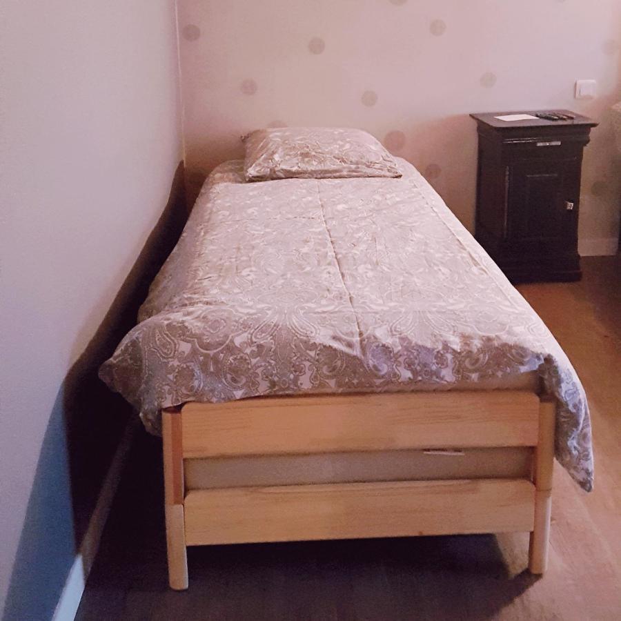 La Grange Des Roches Roses Bed & Breakfast Anchenoncourt-et-Chazel Ngoại thất bức ảnh